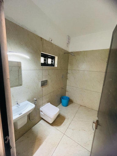 Bathroom 2, SALT LIFE MARARI BEACH VILLA / HOMESTAY, Alappuzha