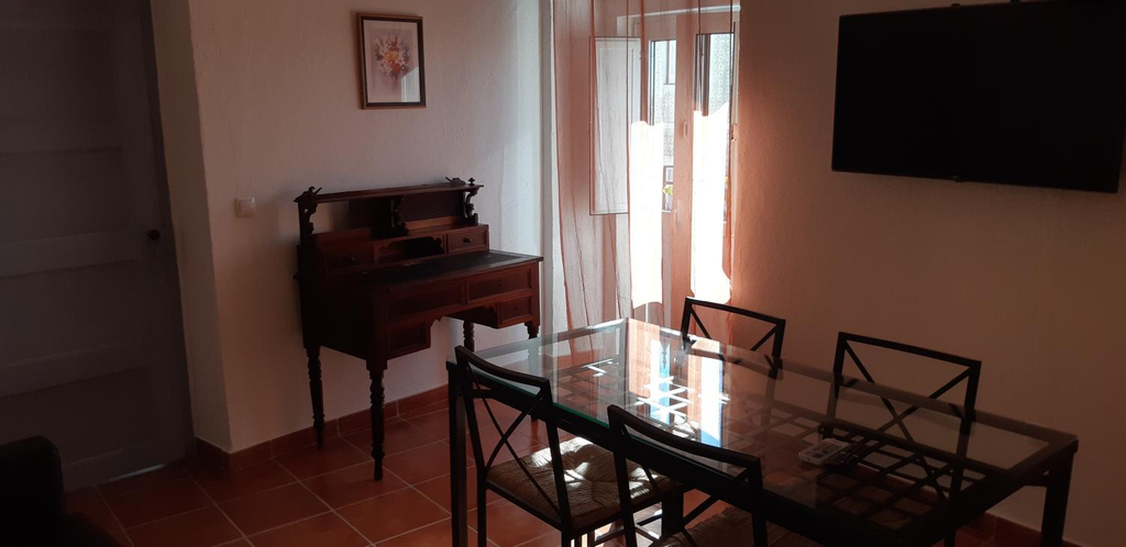 2, Casa Azul, Avis