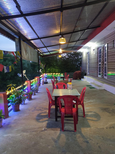 Others 2, Puri Room's The love birds nest in bir Billing , Kangra