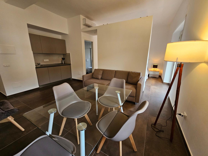 Others 5, Residenza Atena, Vibo Valentia