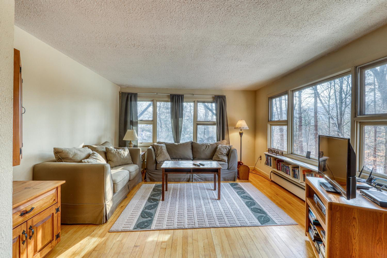 Others 4, Edson Hill, Lamoille