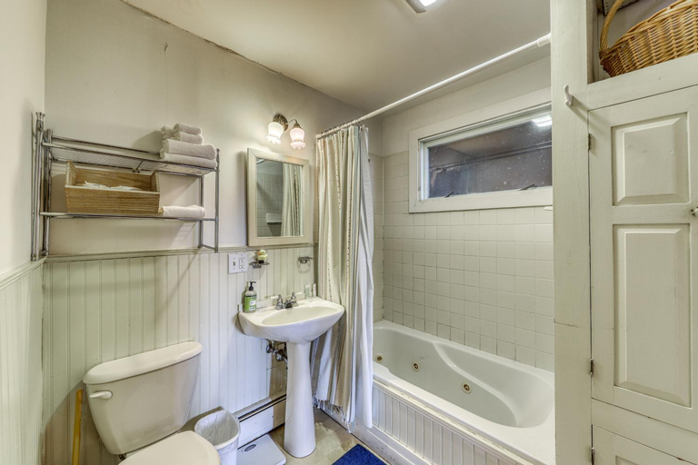 Bedroom 3, Edson Hill, Lamoille