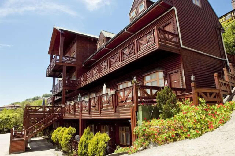 Exterior & Views 2, Beverly Hills, Nantou