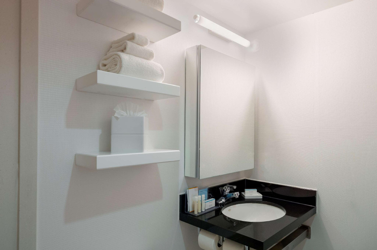 Bathroom 8