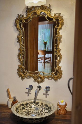 Bathroom 4, Umakayu Joglo Villa Canggu - Boutique Hotel, Badung