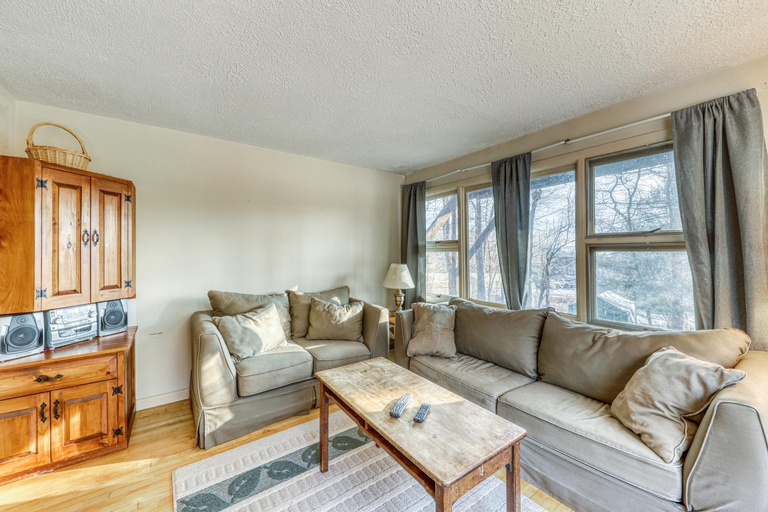 Others 5, Edson Hill, Lamoille