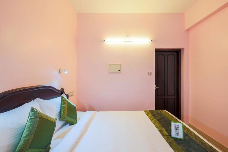 Others 3, Hotel Moonlight, Thiruvananthapuram