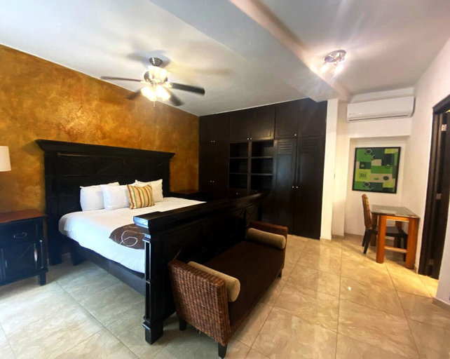 Bedroom 24