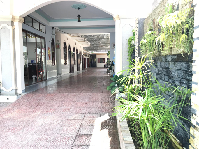 Others 2, Hải Nam motel. , Long Điền