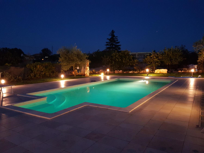 Others 2, Trullo suite 59, Bari