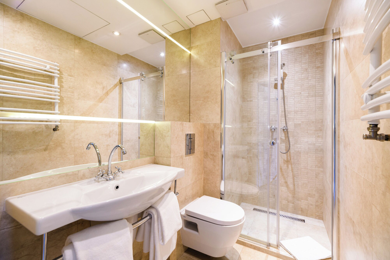 Bathroom 3, Native Apartments Sukiennicza 8, Kraków City