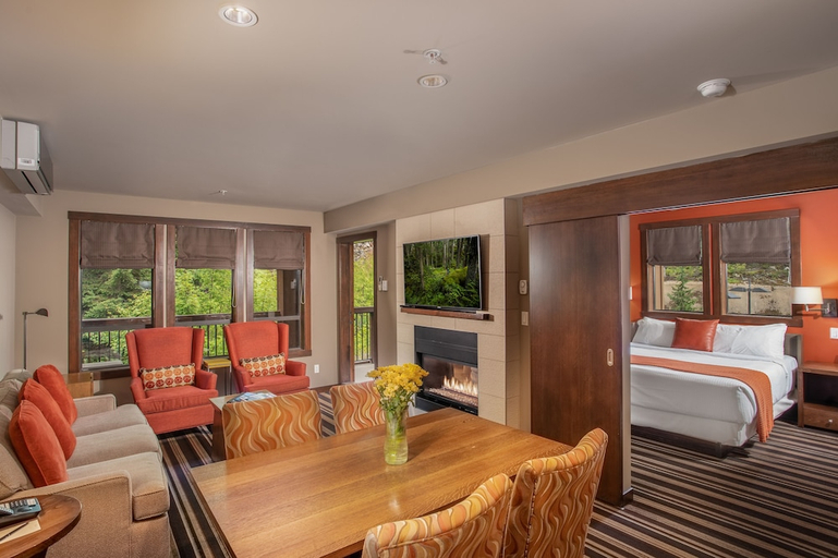 Bedroom 3, Evolution Whistler, by Lodging Ovations, Squamish-Lillooet