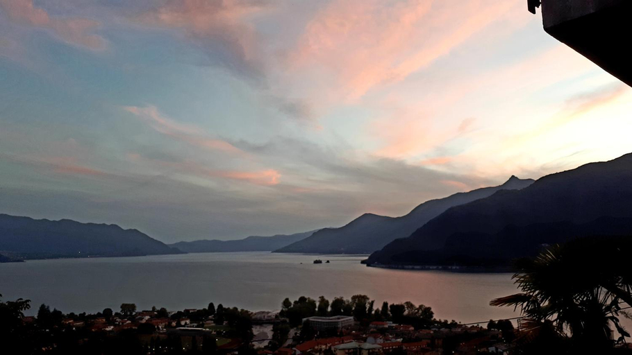 Others 2, Sole & Lago-Lake, Varese