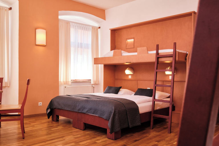 Bedroom 4, JUFA Hotel Meersburg, Bodenseekreis