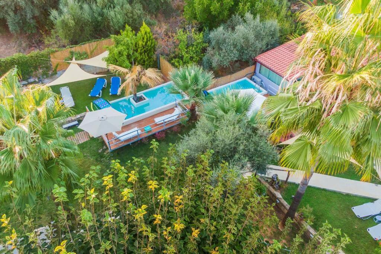Others 3, Chania Green House 2, Crete