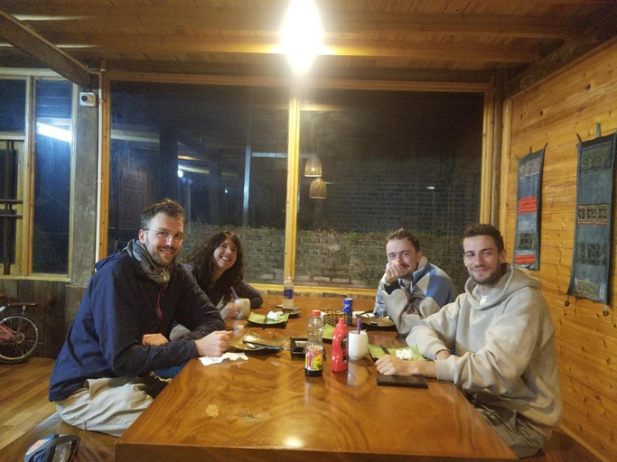 Food & Drinks 2, Tavan Dragon House, Sa Pa
