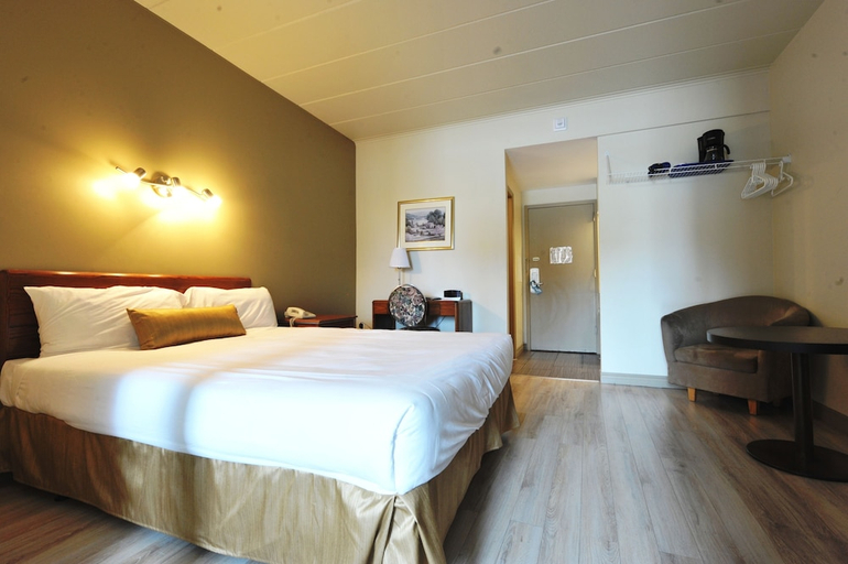 Bedroom 2, Hotel Le Voyageur de Quebec, Communauté-Urbaine-de-Québec