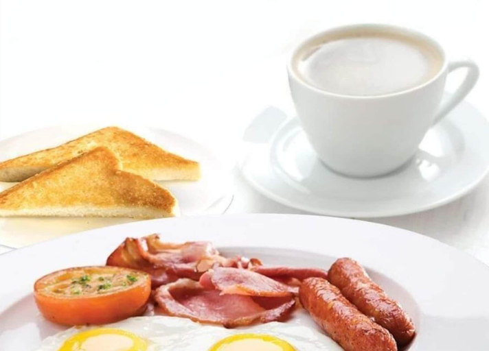 Food & Drinks, Travel Link Guest House, Tutume