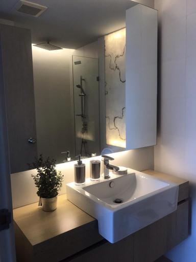 Bathroom 3, Atlantis Condo, Pattaya