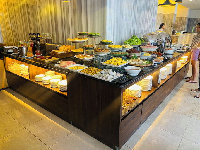 Food & Drinks 5, Liberty Hotel Saigon Greenview, District 1