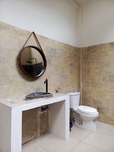 Bathroom 8