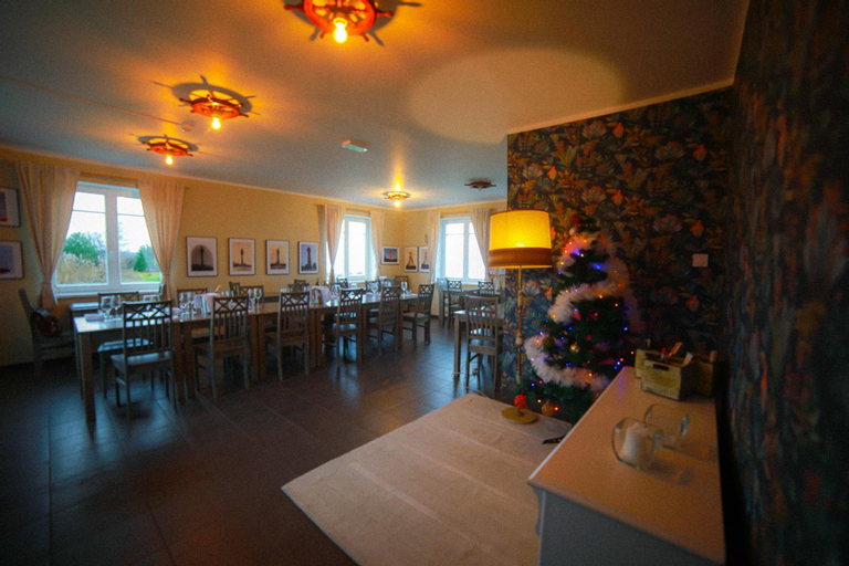 Food & Drinks 4, Roograhu guesthouse&resto, Pühalepa