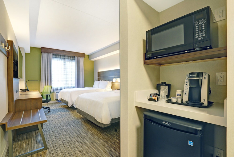 Bedroom 4, Holiday Inn Express WHITBY OSHAWA, Durham