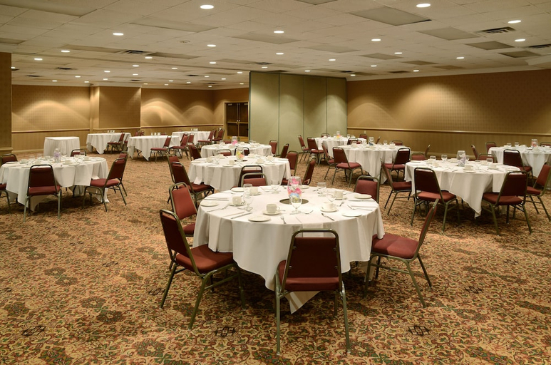 Food & Drinks 4, Four Points by Sheraton Point Edward Sarnia, Lambton