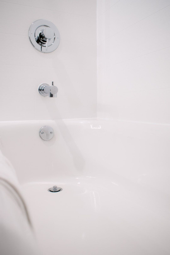Bathroom 3, Holiday Inn Express & Suites GLEN ROSE by IHG, Somervell