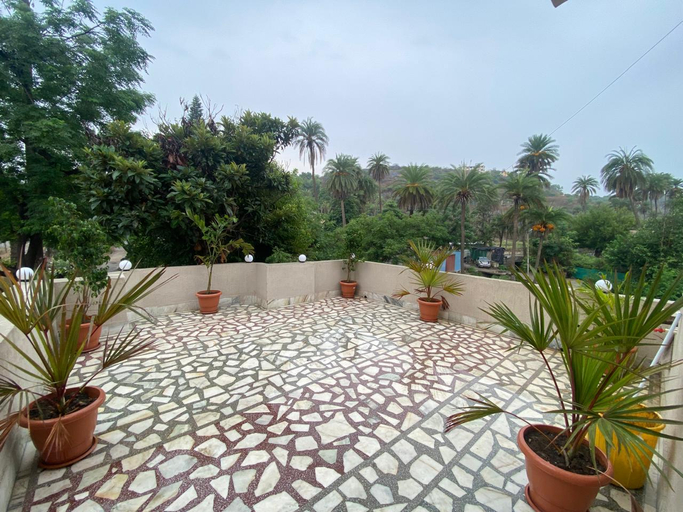 Others 2, Maru Villa, Sirohi