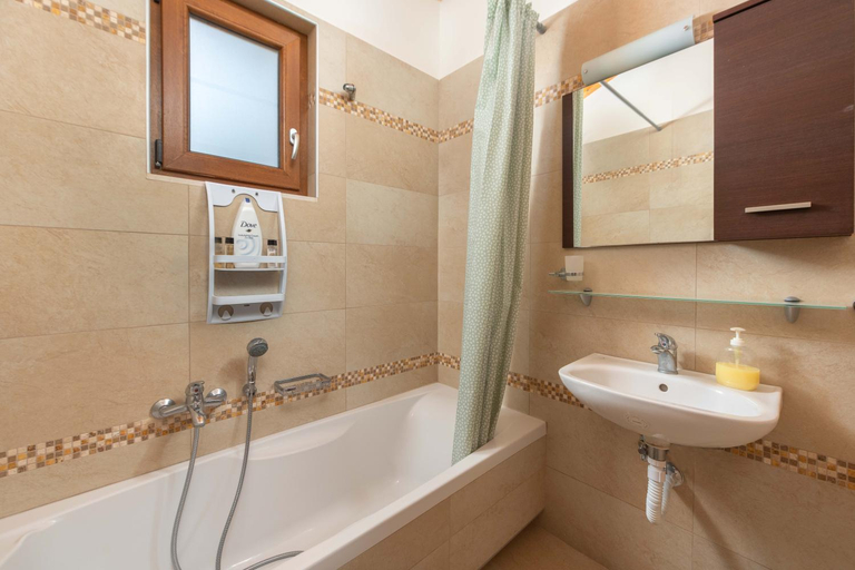 Bathroom 3, Green Oasis House in Filerimos, South Aegean