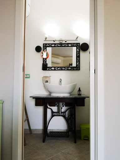 Others 2, B&B L ORTENSIA, Viterbo