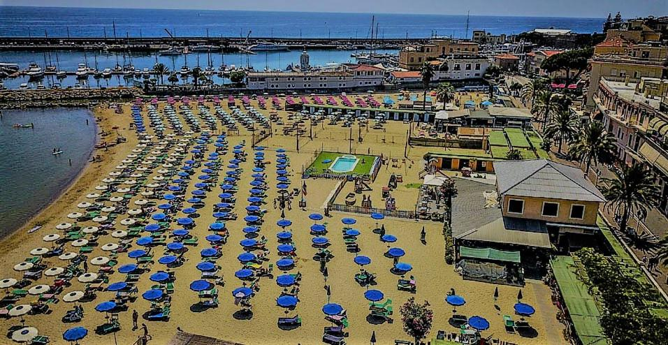 Exterior & Views 1, Loft Cavour - Teatro Ariston, Imperia