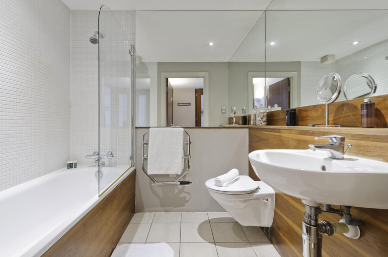 Bathroom, The Little Library, London