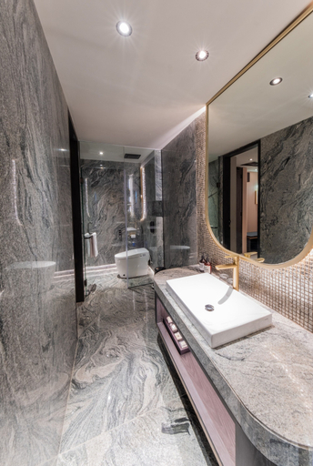 Bathroom 7