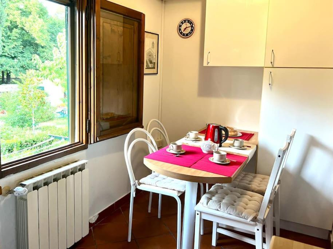 Others 5, Sweet Home Florence, Florence