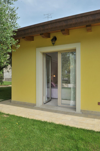 Others 2, Paradiso degli Ulivi B&B, Verona