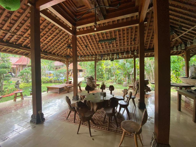 Food & Drinks, Dream Village, Bantul