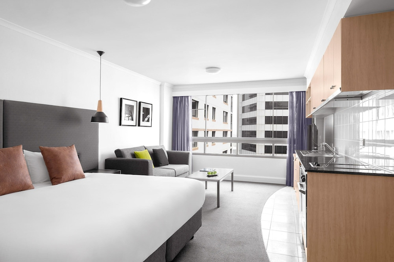 Bedroom 2, MANTRA ON KENT, Sydney
