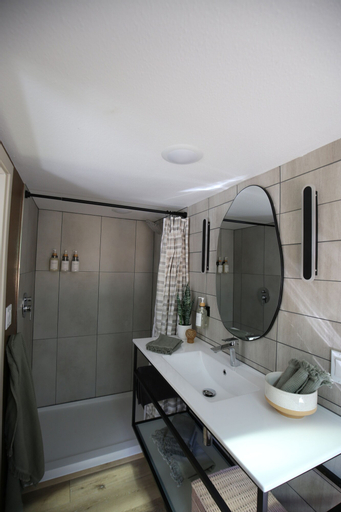 Bathroom 5