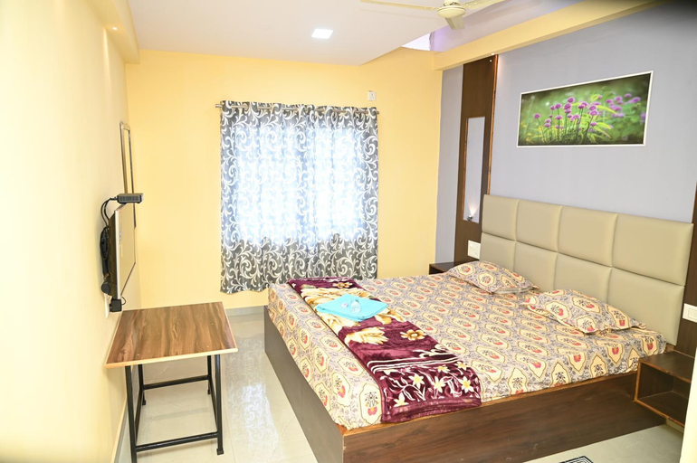 Bedroom 5, Hotel Nakshatra Resort, Kolhapur
