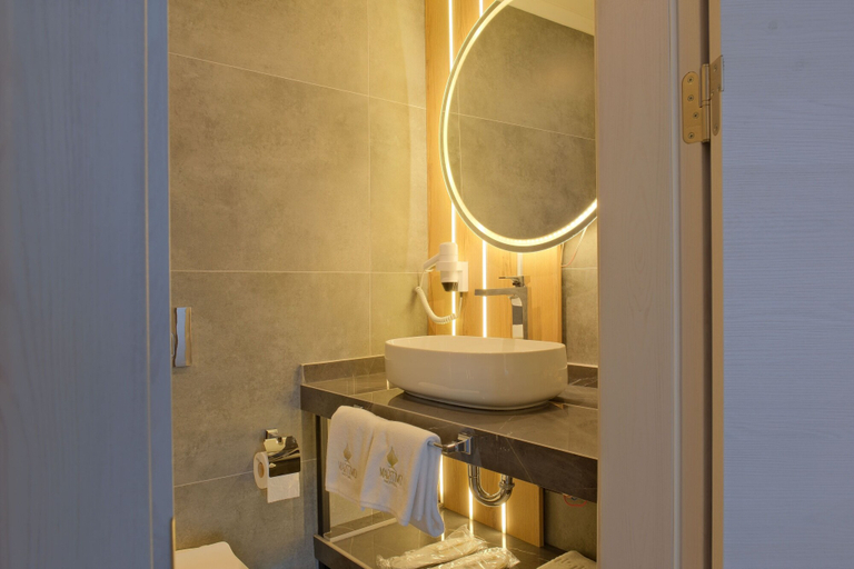 Bathroom 5, Maritimo Hotel, Yomra