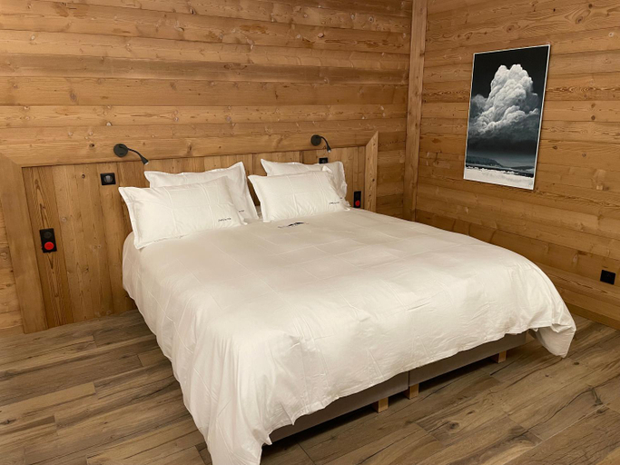 Bedroom, Chalets Coeur du Lac, Doubs