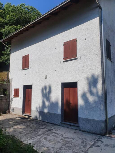 Exterior 17