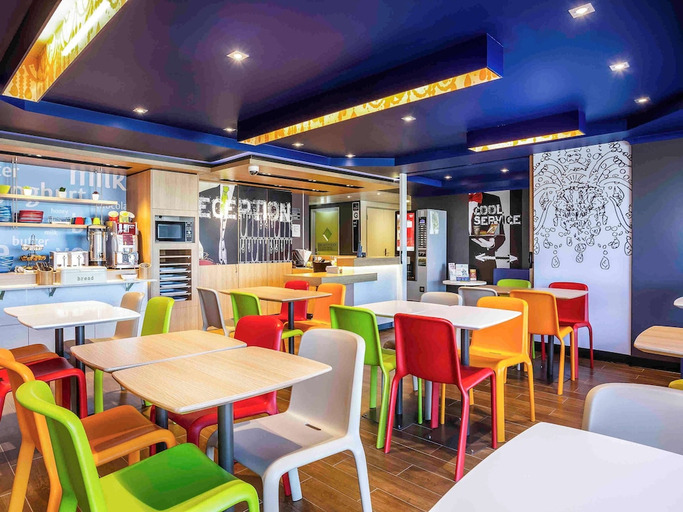 Food & Drinks 2, Imperial Motel Windsor, Windsor
