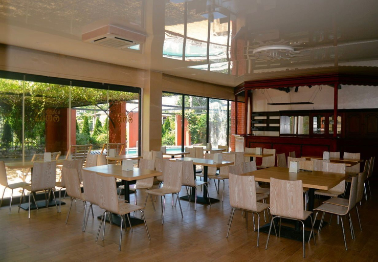 Food & Drinks 4, Rosa Hotel Gonio, Batumi