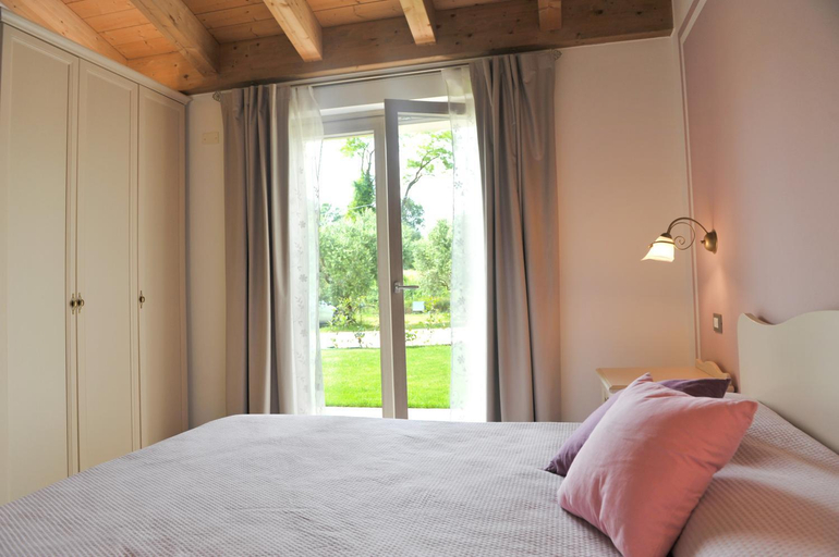 Others 3, Paradiso degli Ulivi B&B, Verona