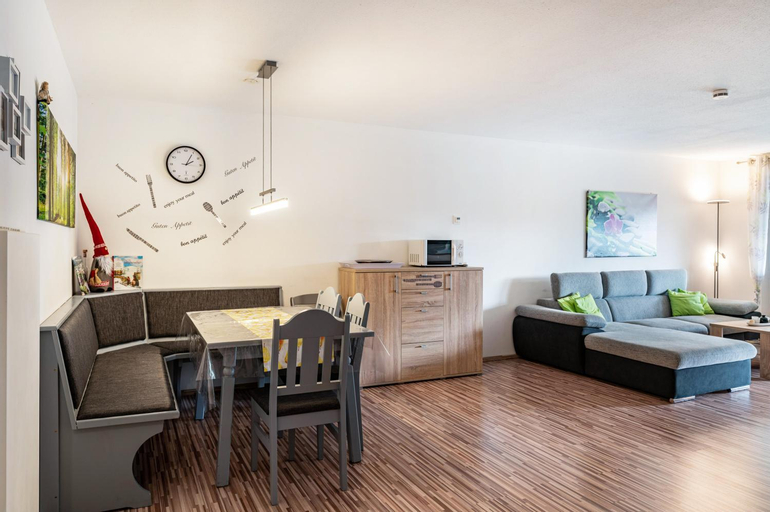 Others 5, Ferienwohnung Ursel, Waldshut