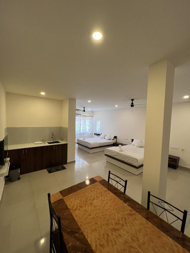 Others 4, Heres Haut Residency, Ernakulam
