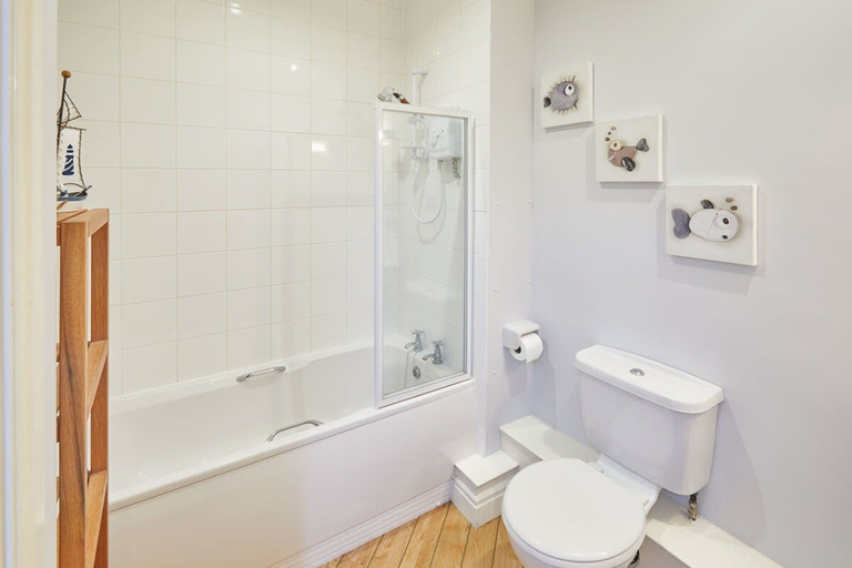 Bathroom 3, Host Stay Starboard Bow, North Yorkshire